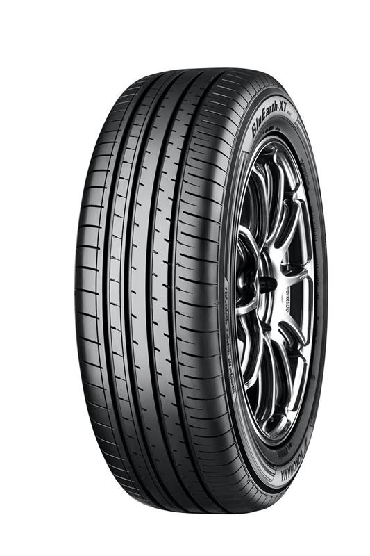 Yokohama BluEarth XT-AE61 215/55R18 99 V